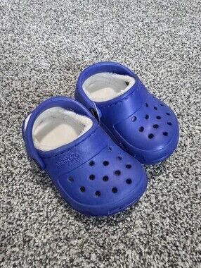 Baby Crocs Fleeced Lined Clogs Shoes Blue Size c5 New